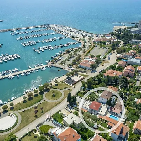 Casa Lungomare Villa *